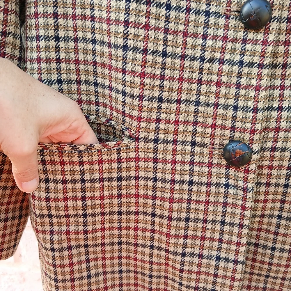 Vintage Talbots Wool Plaid Blazer Size 4 Petite - Picture 5 of 8